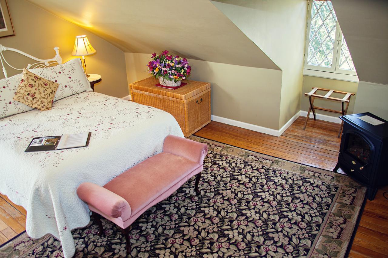 The Carriage Inn Bed And Breakfast Charles Town Quarto foto